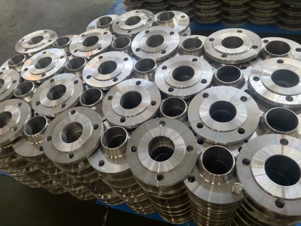 Hot-Sale! Welcome to order DIN2632 PN10 RF Weld Neck Flange Carbon Steel A105 S235JR!